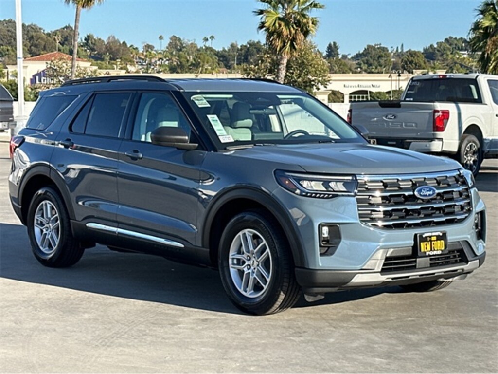 New 2025 Ford Explorer Active SUV