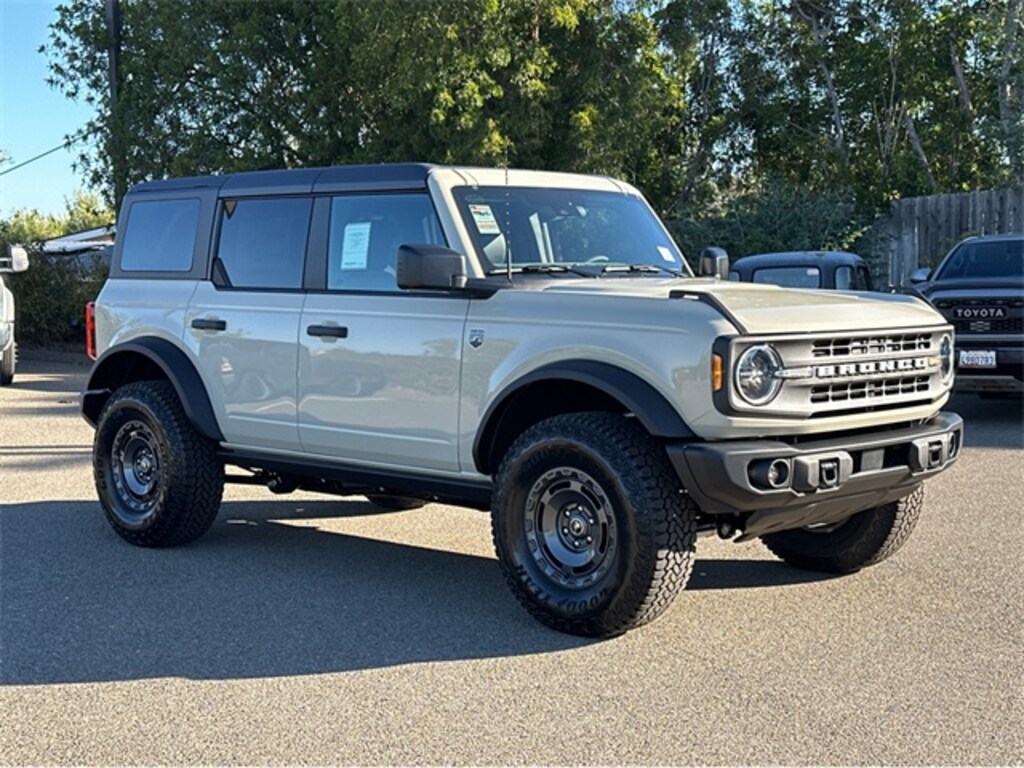 New 2025 Ford Bronco Big Bend SUV
