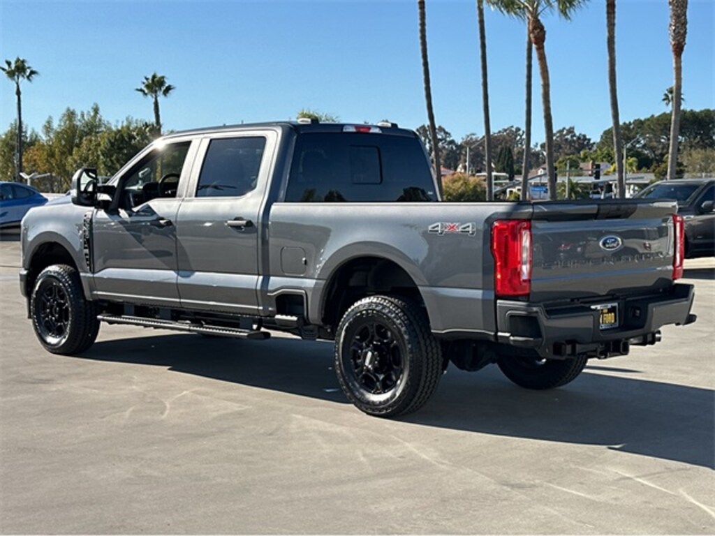 New 2026 Ford F-250 Truck Crew Cab