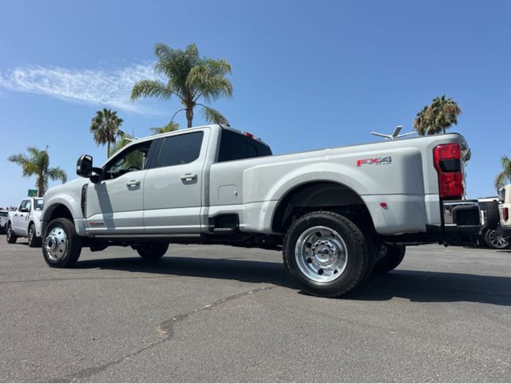 New 2026 Ford F-450 Truck Crew Cab