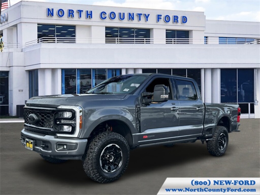New 2025 Ford F-350 Truck Crew Cab