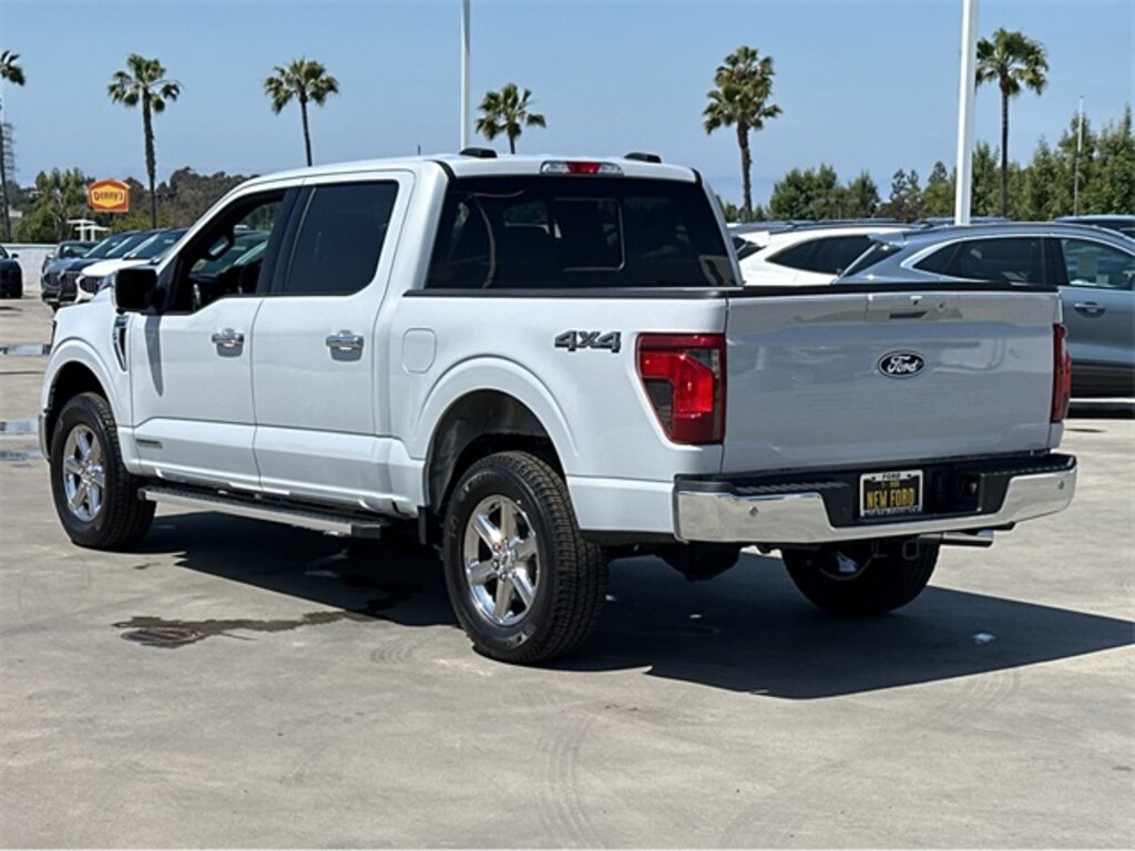 New 2025 Ford F-150 XLT Truck SuperCrew Cab