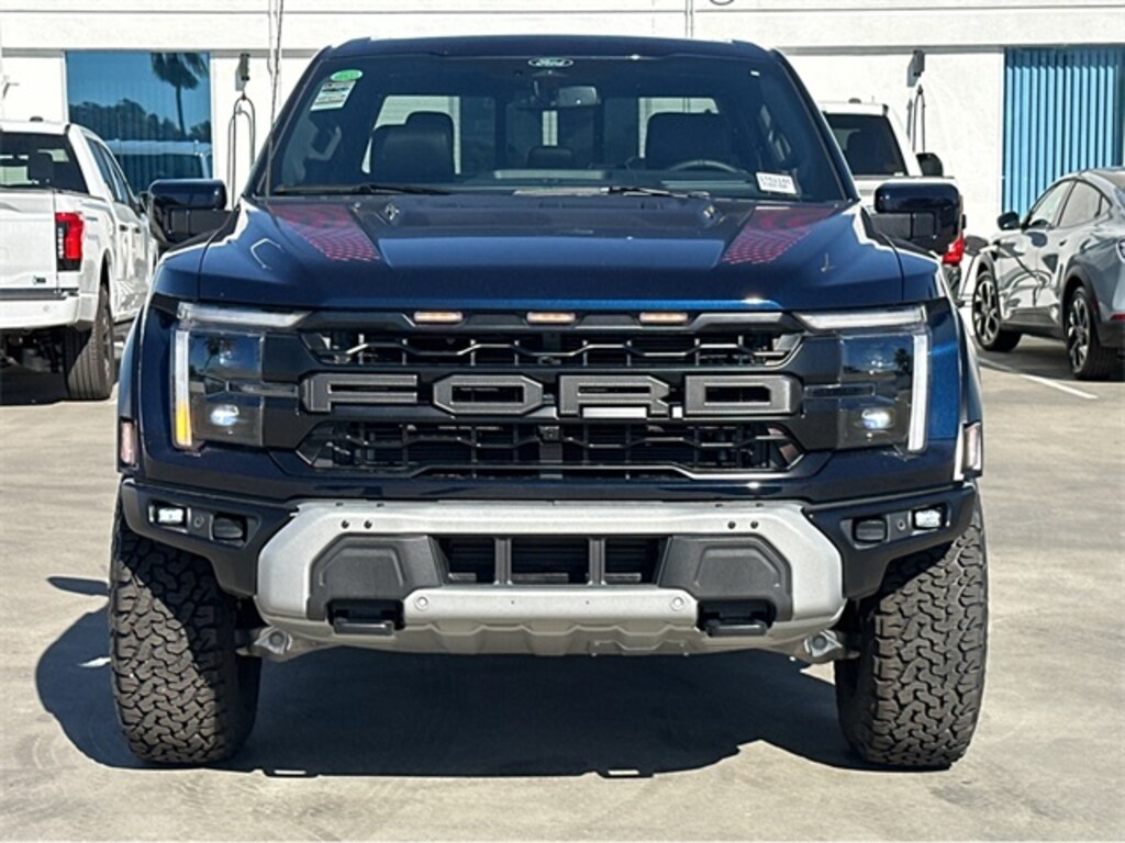 New 2025 Ford F-150 Raptor Truck SuperCrew Cab