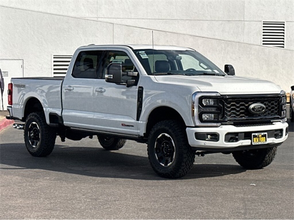 New 2025 Ford F-250 Truck Crew Cab