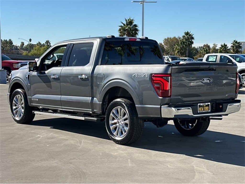 New 2025 Ford F-150 Lariat Truck SuperCrew Cab