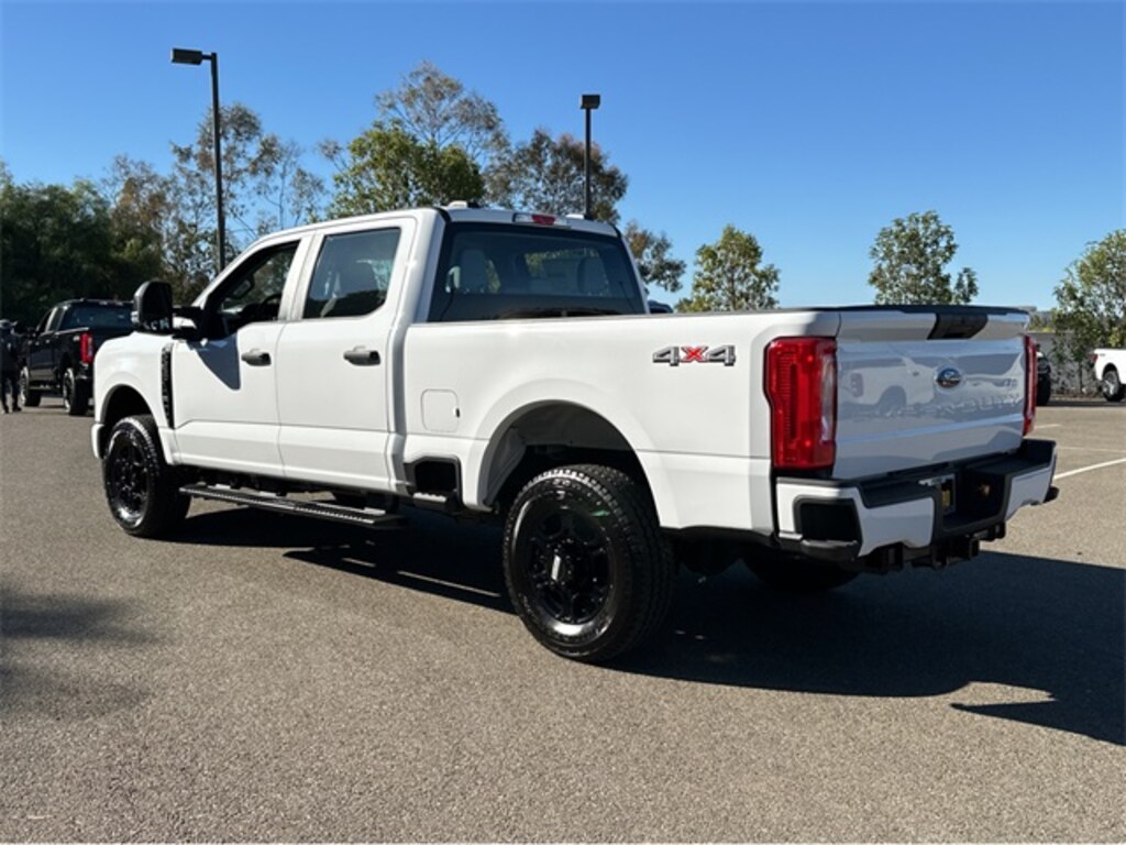 New 2026 Ford F-250 Truck Crew Cab