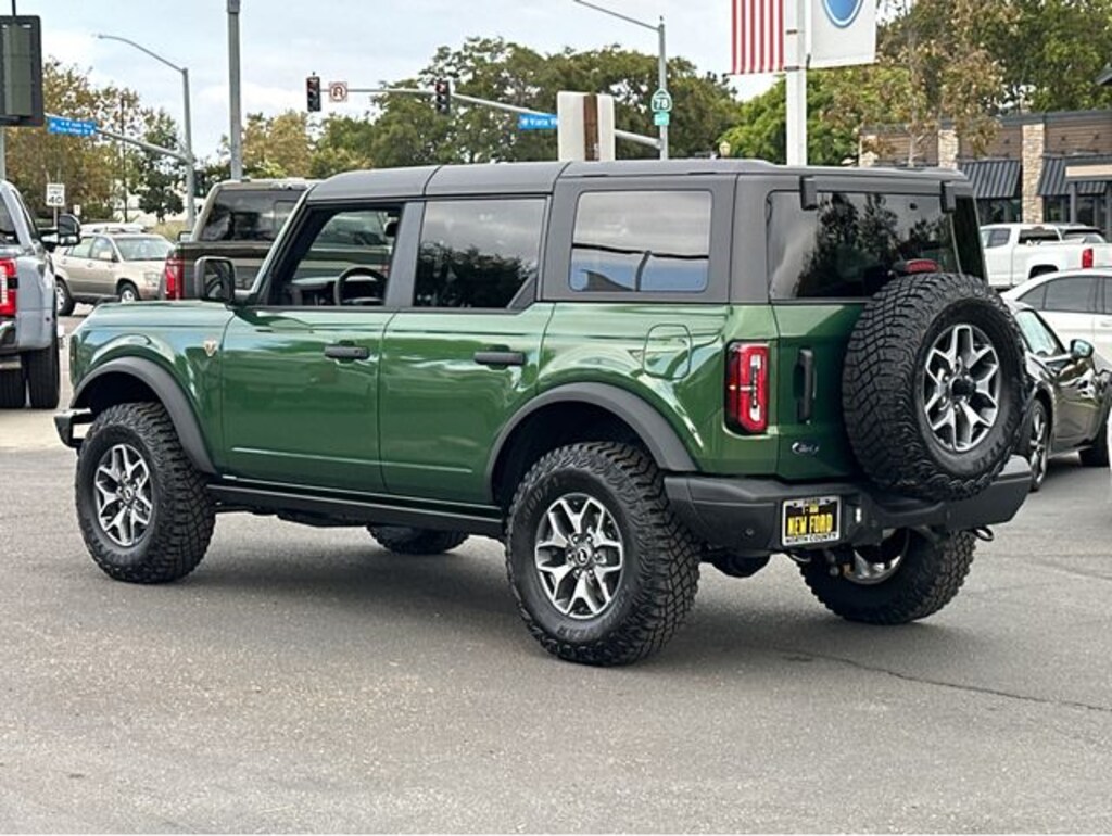 New 2025 Ford Bronco Badlands SUV