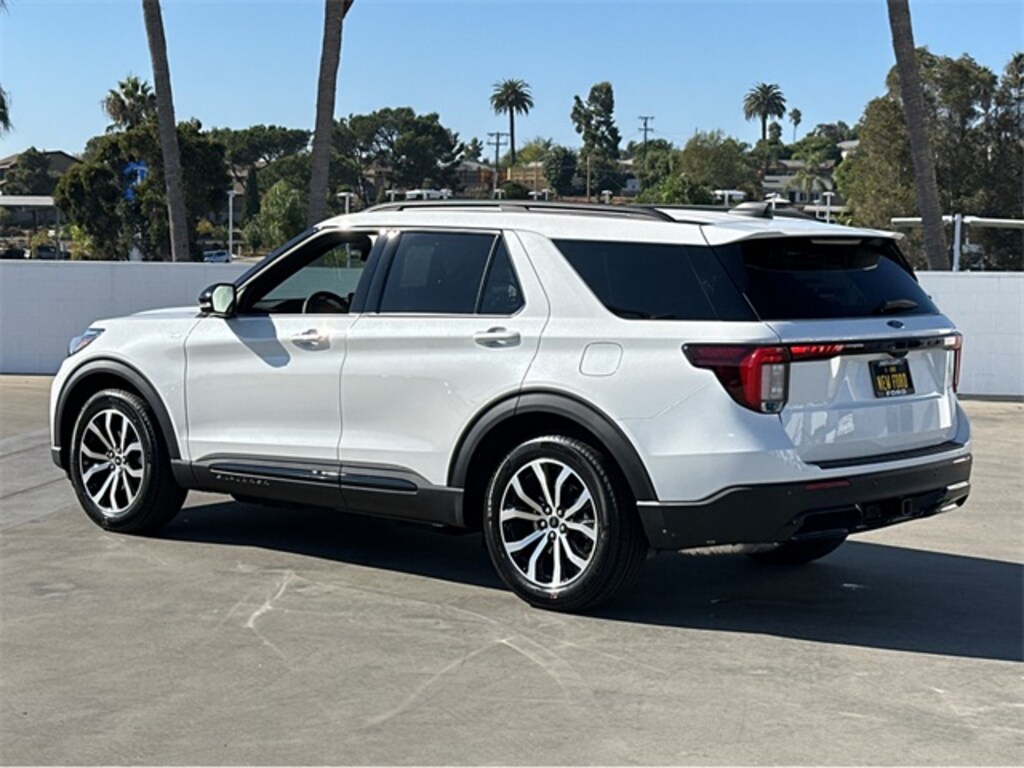 New 2025 Ford Explorer ST-Line SUV