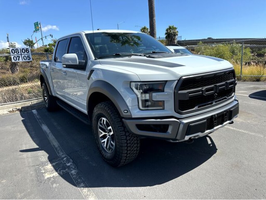 Used 2017 Ford F-150 Raptor Truck SuperCrew Cab