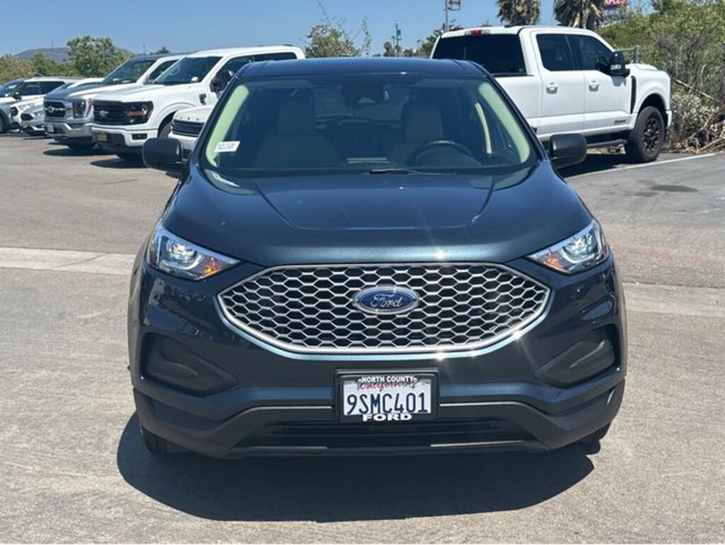Used 2024 Ford Edge SE SUV