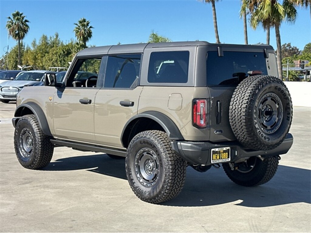 New 2025 Ford Bronco Badlands SUV