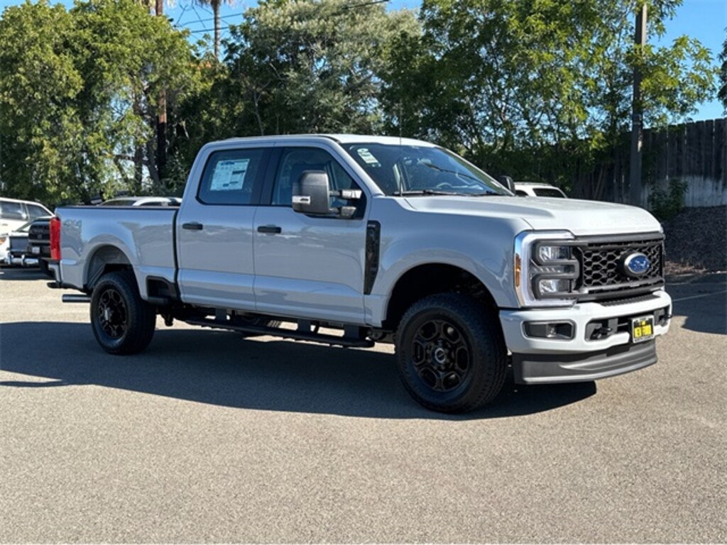 New 2026 Ford F-250 Truck Crew Cab