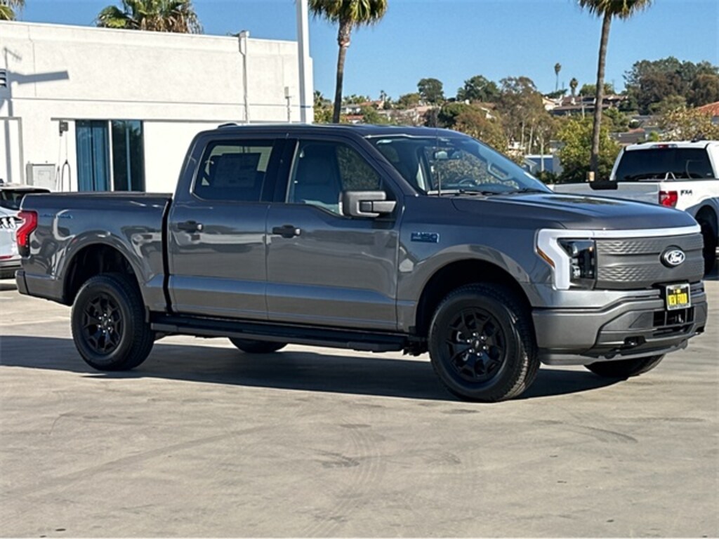 New 2025 Ford F-150 Lightning XLT Truck SuperCrew Cab