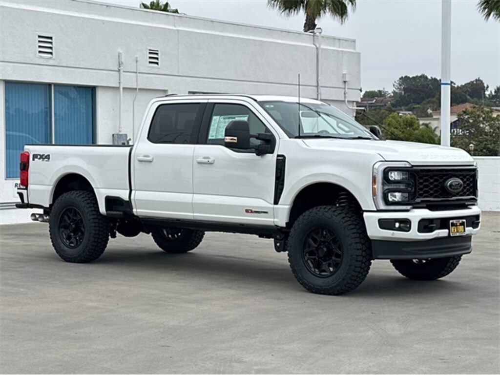 New 2025 Ford F-350 Truck Crew Cab