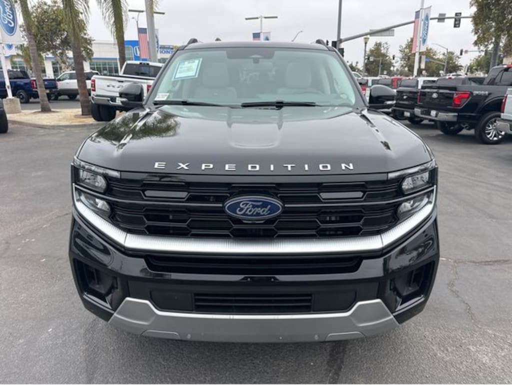 Used 2026 Ford Expedition Platinum SUV