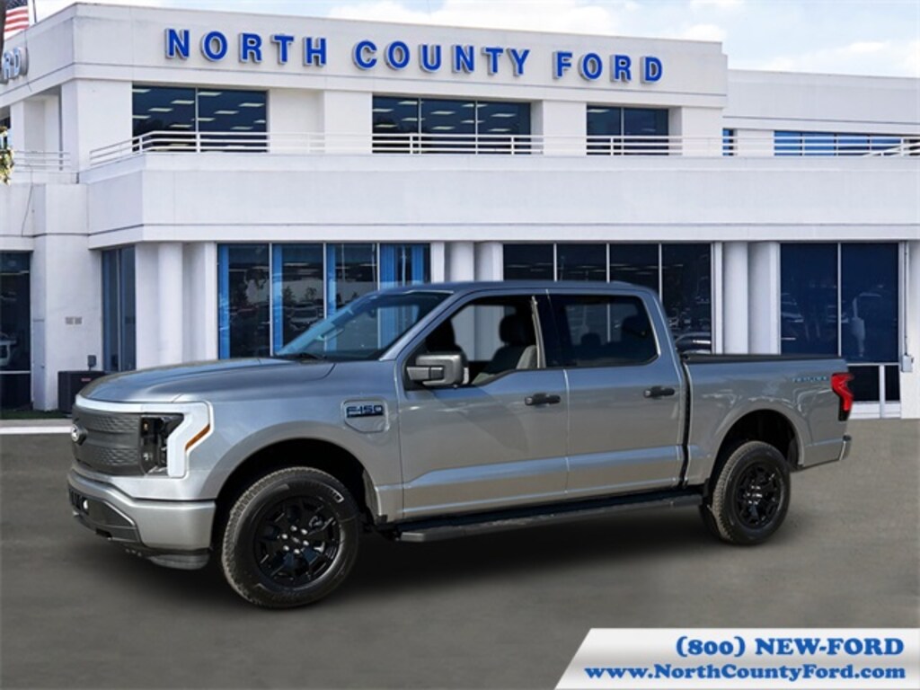 New 2025 Ford F-150 Lightning XLT Truck SuperCrew Cab