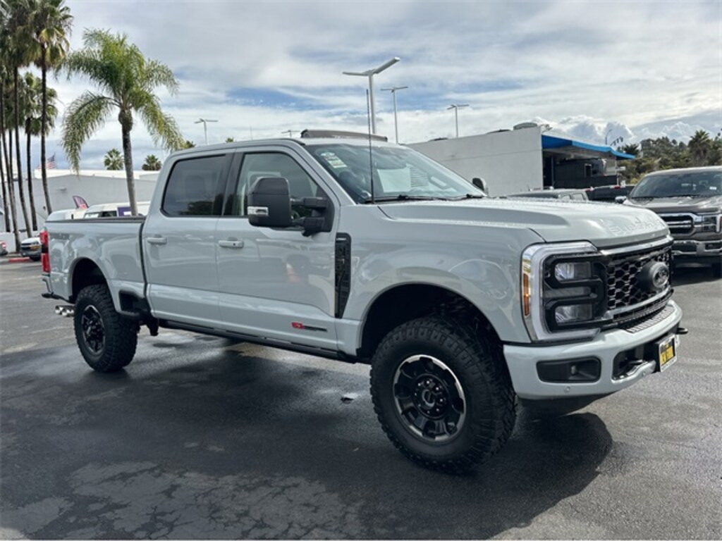 New 2025 Ford F-250 Truck Crew Cab