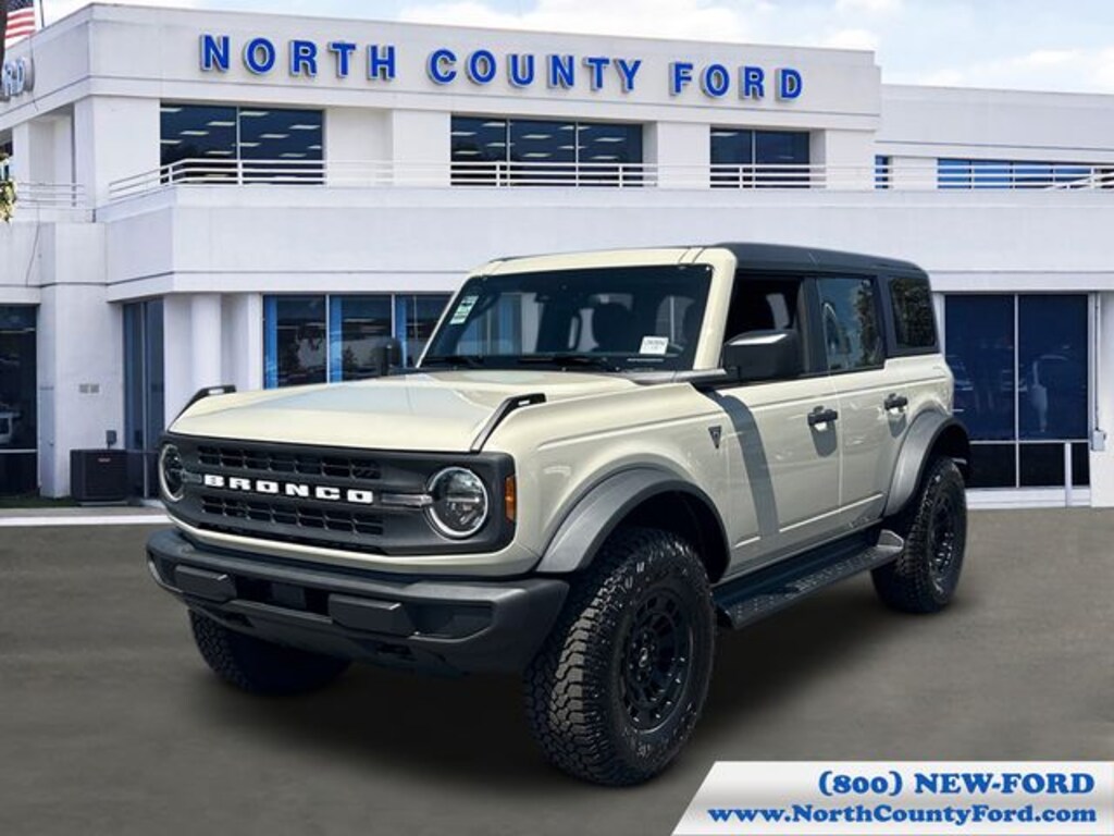 New 2026 Ford Bronco Base SUV