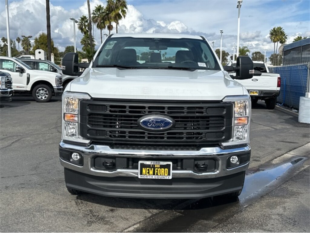 New 2025 Ford F-250 Truck Crew Cab