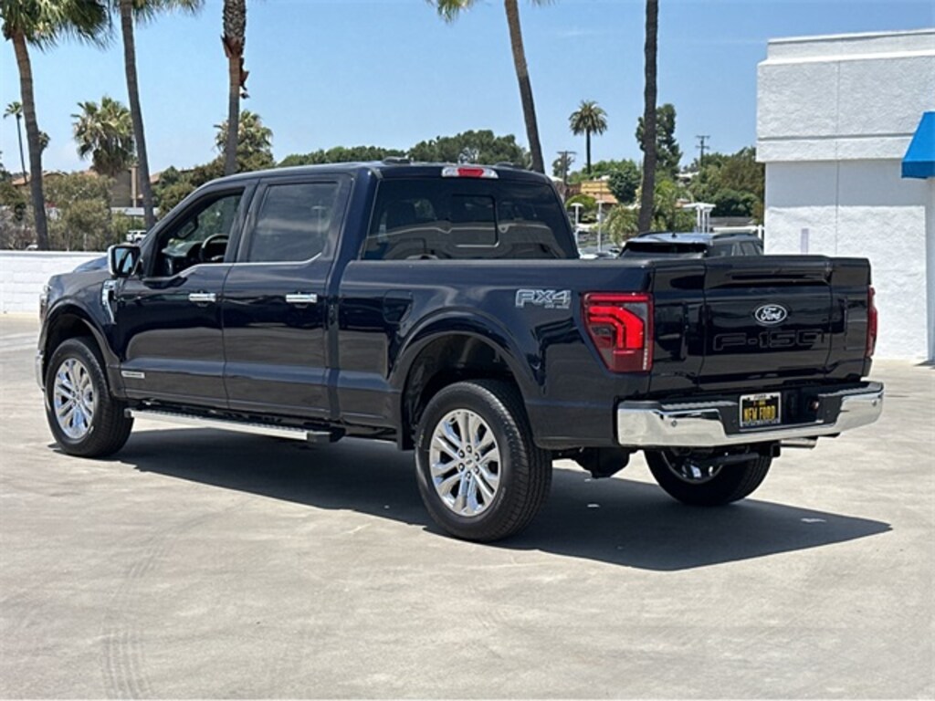 New 2025 Ford F-150 Lariat Truck SuperCrew Cab