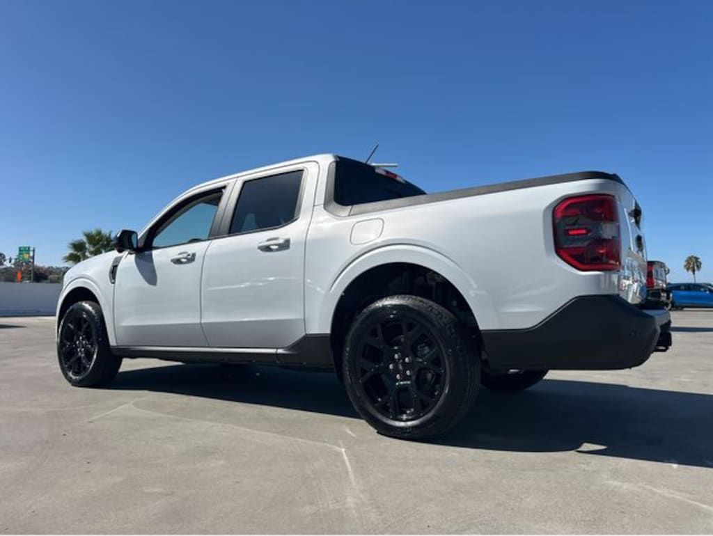 Used 2025 Ford Maverick Lariat Truck SuperCrew