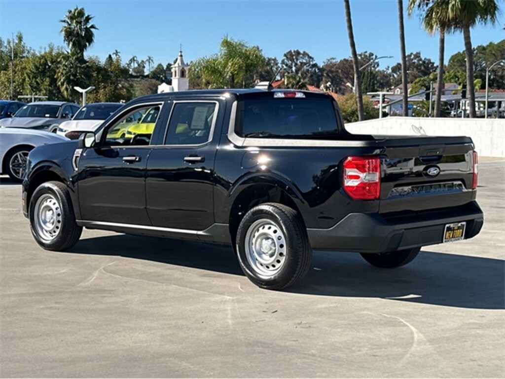 New 2025 Ford Maverick XL Truck SuperCrew