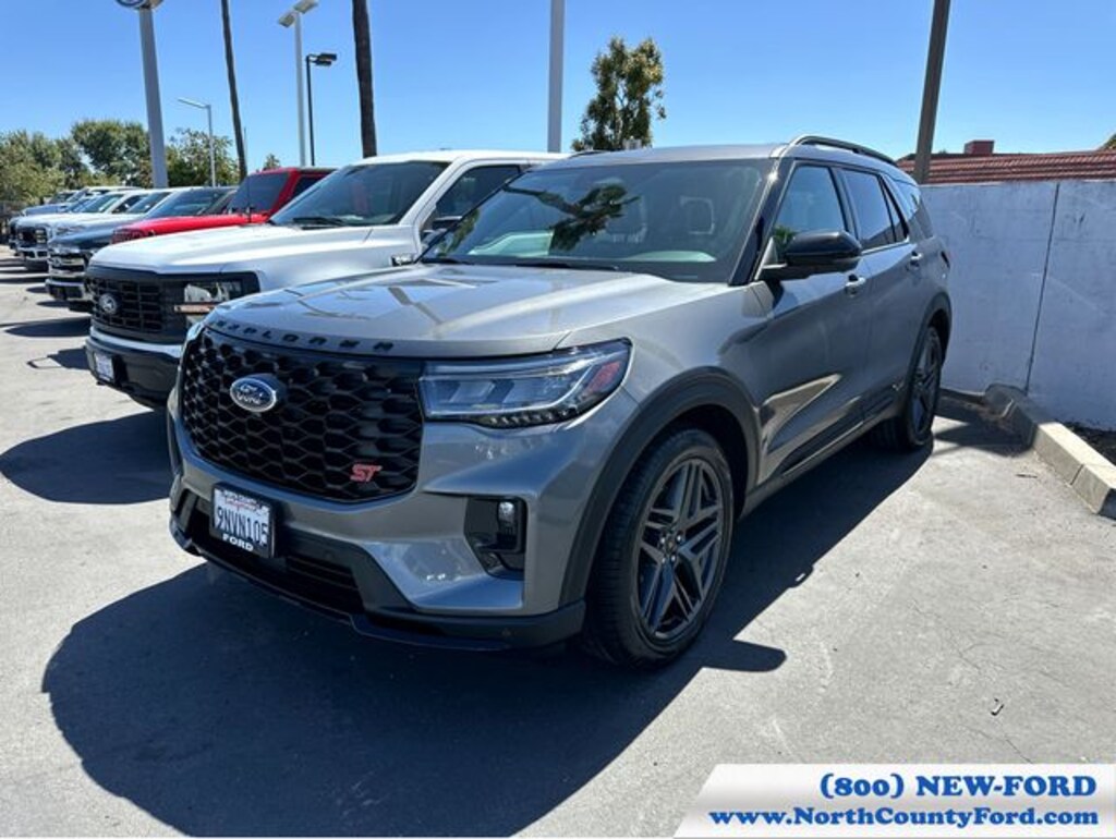 Used 2025 Ford Explorer ST SUV