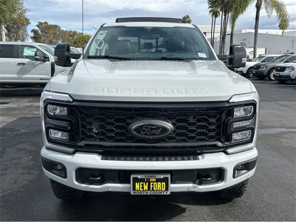 New 2025 Ford F-250 Truck Crew Cab
