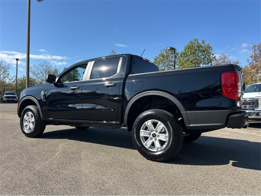 New 2025 Ford Ranger XL Truck SuperCrew