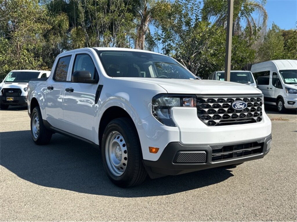 New 2025 Ford Maverick XL Truck SuperCrew