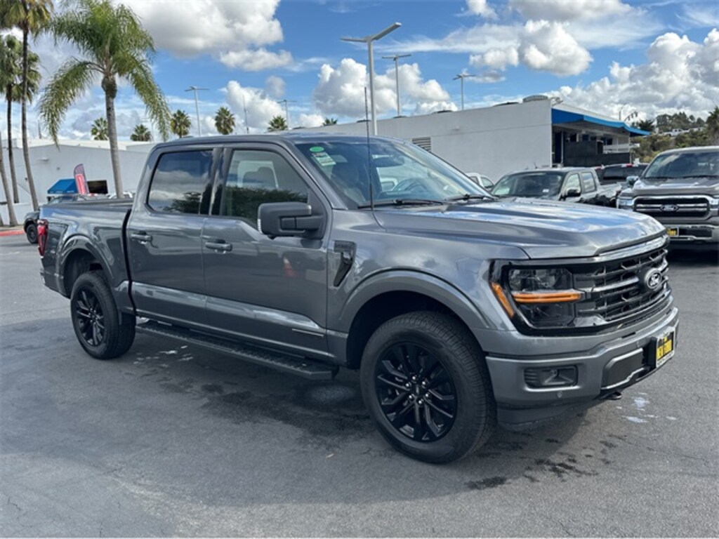 New 2025 Ford F-150 XLT Truck SuperCrew Cab