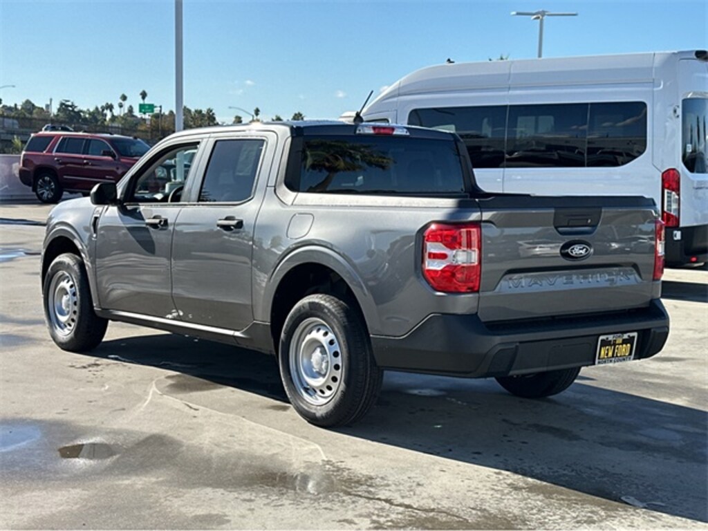 New 2025 Ford Maverick XL Truck SuperCrew