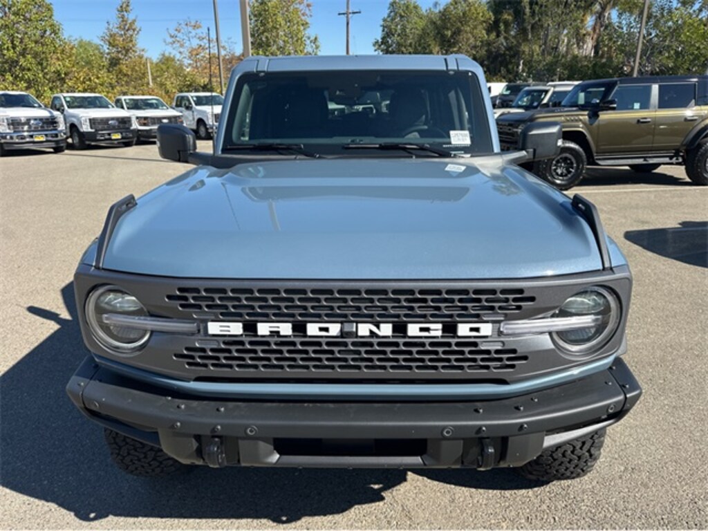 New 2025 Ford Bronco Badlands SUV