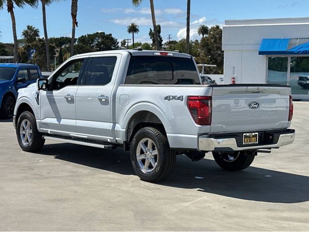 New 2025 Ford F-150 XLT Truck SuperCrew Cab