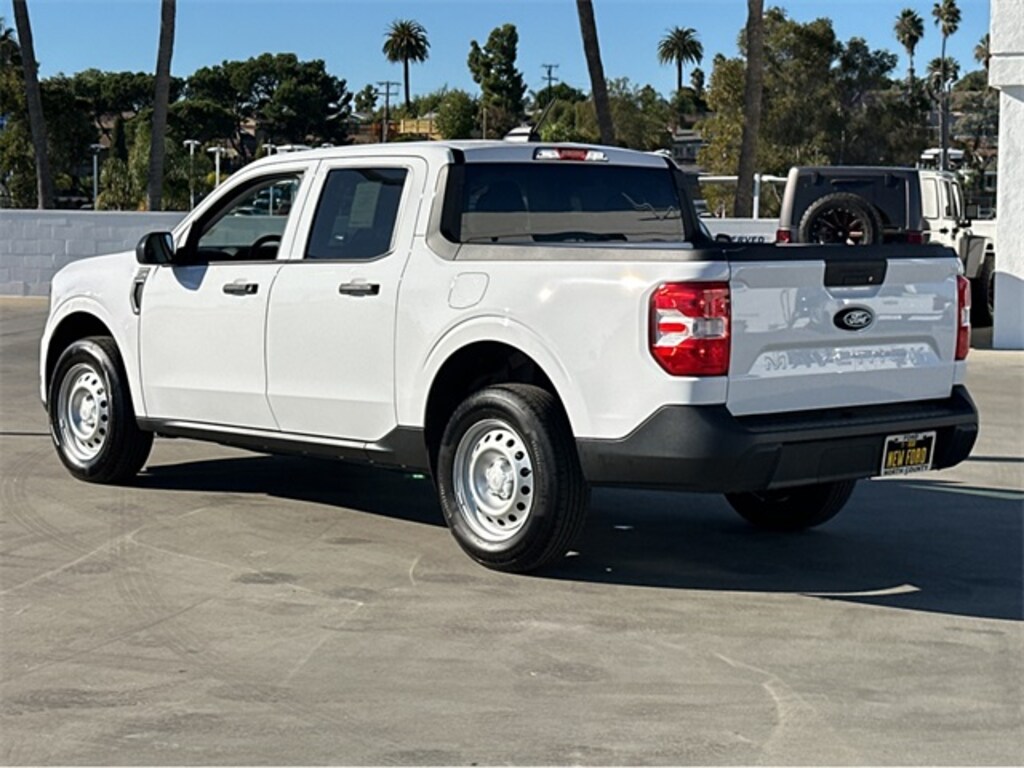 New 2025 Ford Maverick XL Truck SuperCrew