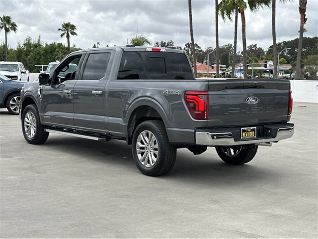 New 2025 Ford F-150 Lariat Truck SuperCrew Cab