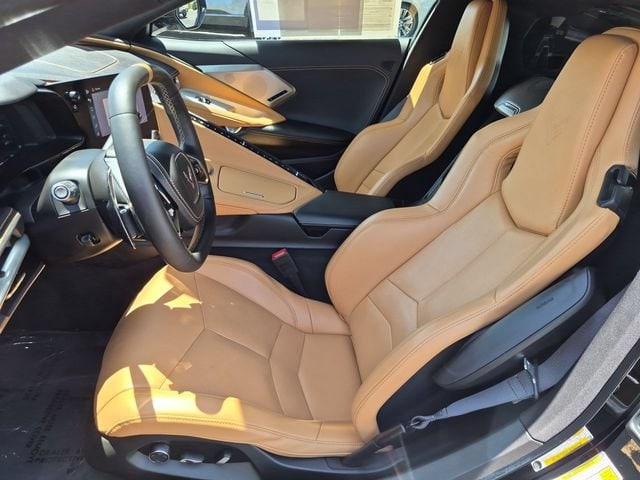 2025 Chevrolet Corvette 2LT - Photo 20