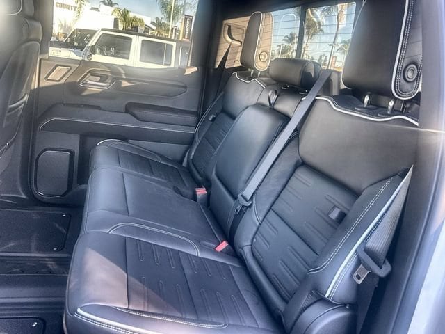 2026 GMC Sierra 1500 AT4X - Photo 26