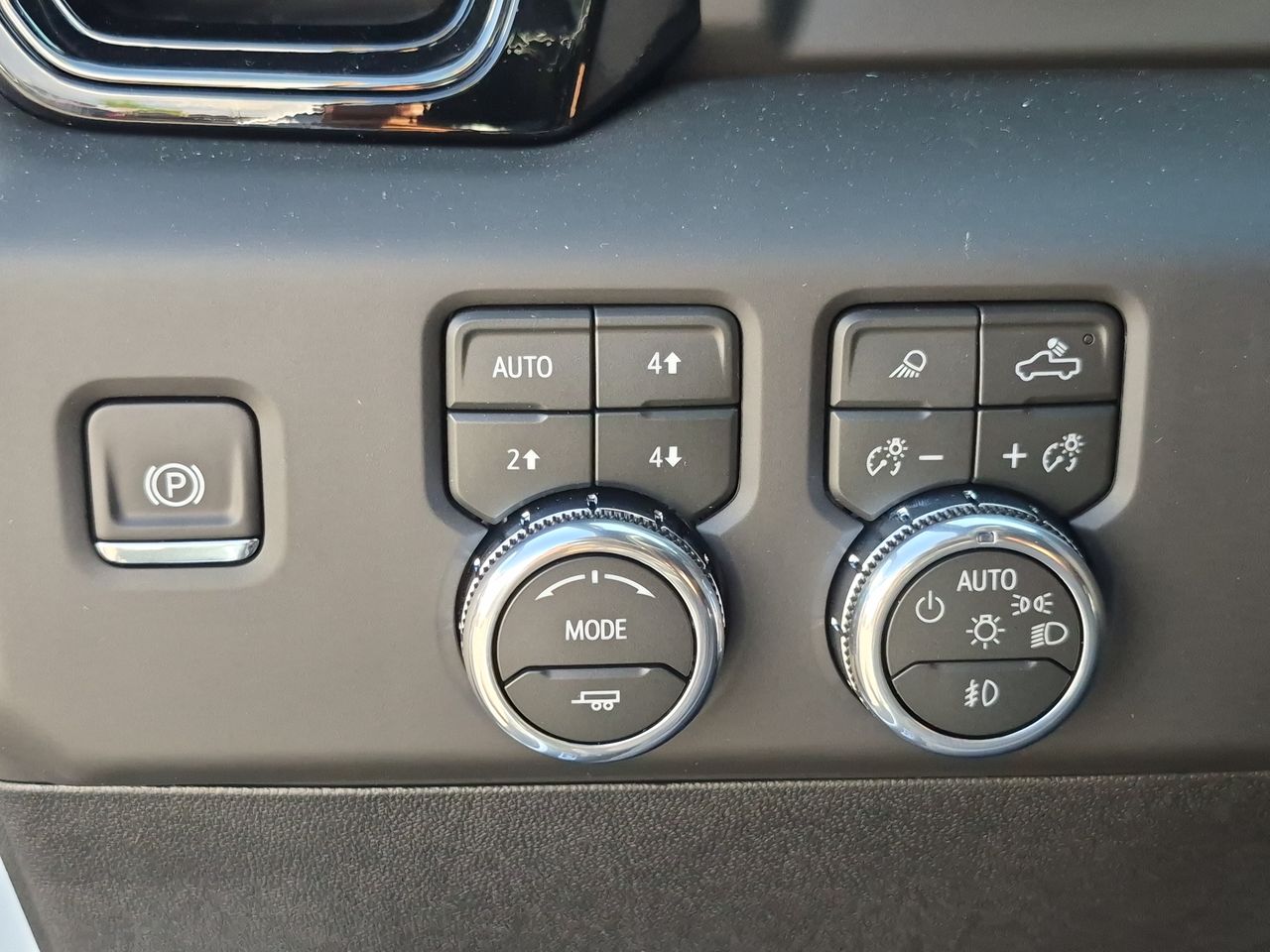 2026 GMC Sierra 2500HD AT4X - Photo 56