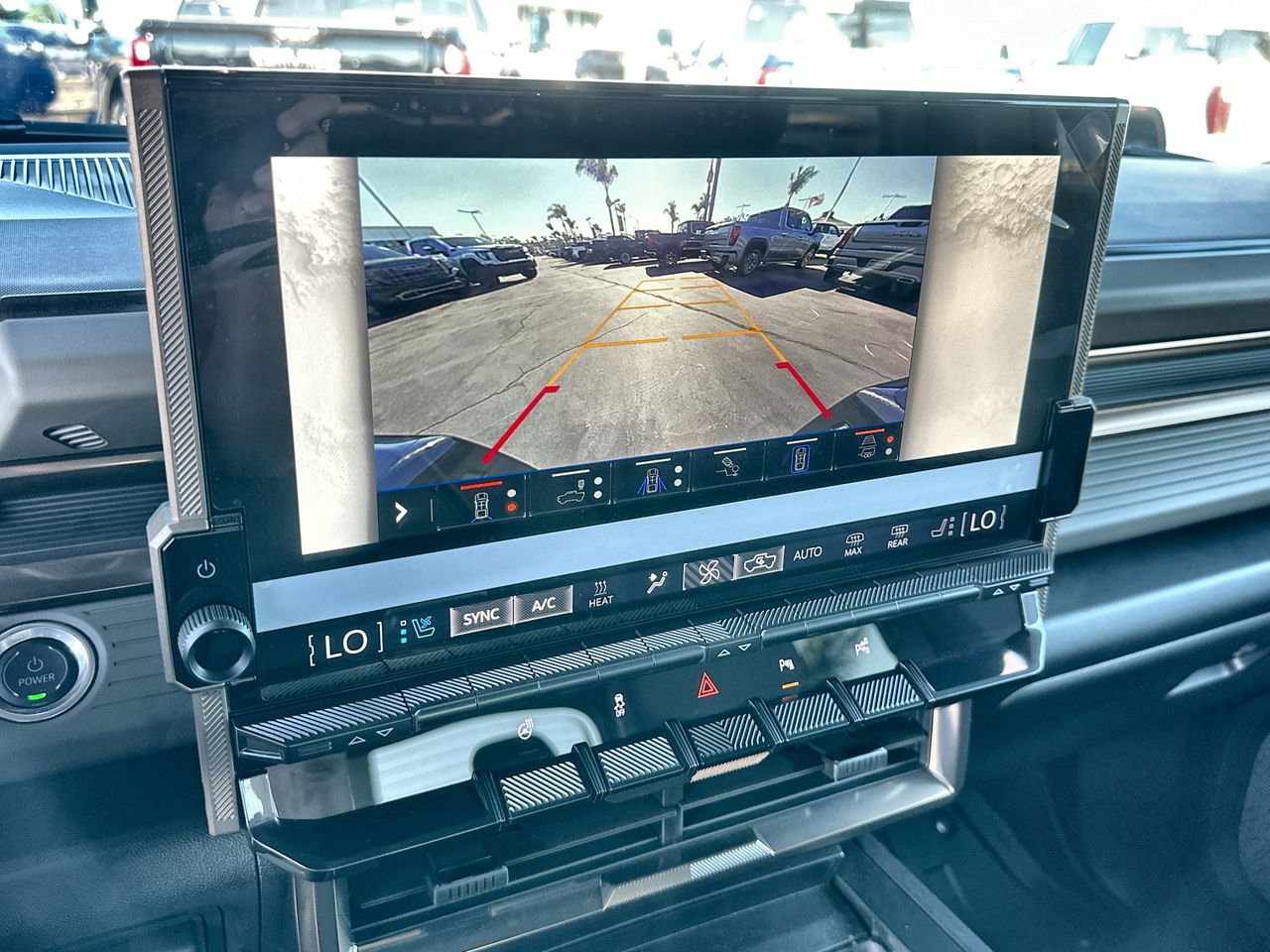 2025 GMC HUMMER EV 2X - Photo 51