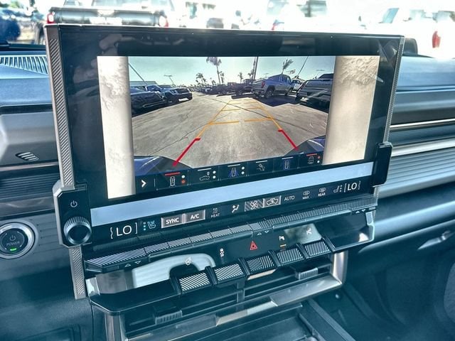 2025 GMC HUMMER EV 2X - Photo 16