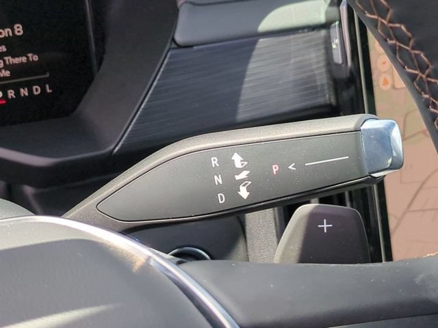 2026 GMC Acadia AT4 - Photo 17