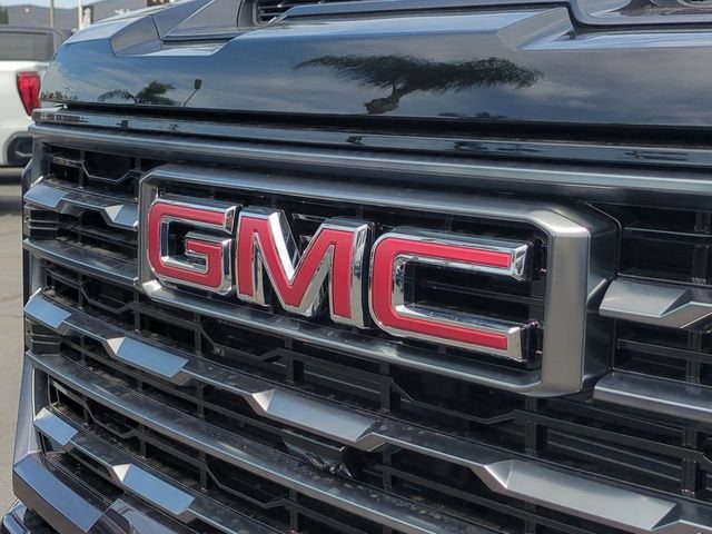 2026 GMC Sierra 2500HD AT4 - Photo 32