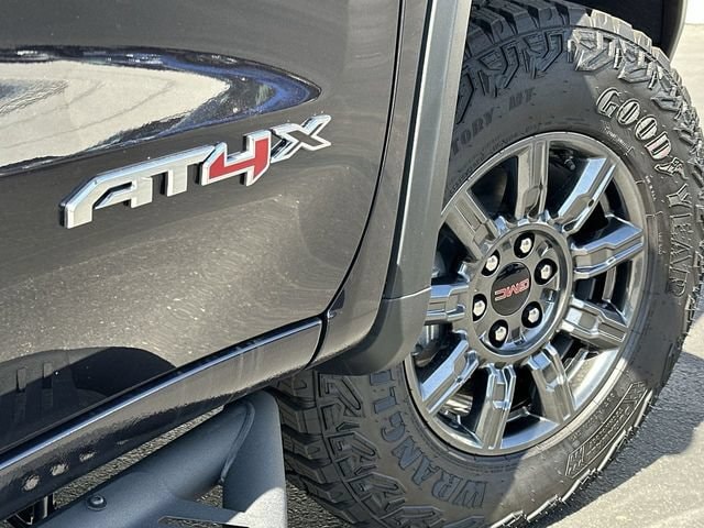 2026 GMC Sierra 1500 AT4X - Photo 33