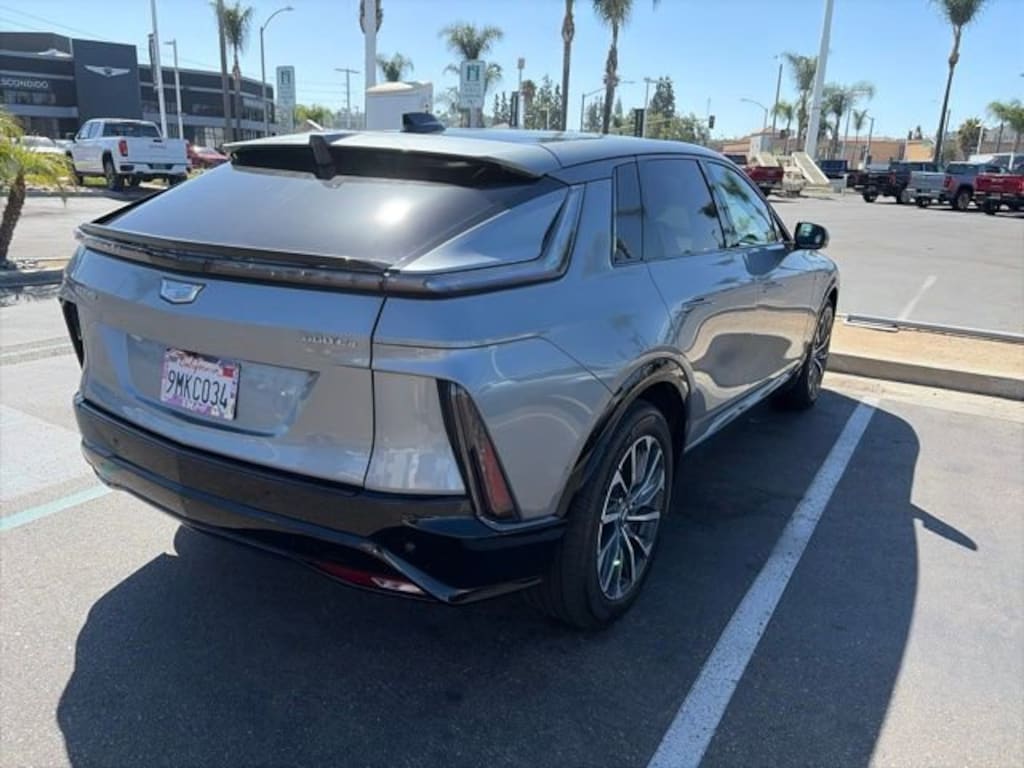 Used 2024 CADILLAC LYRIQ Sport 2 SUV
