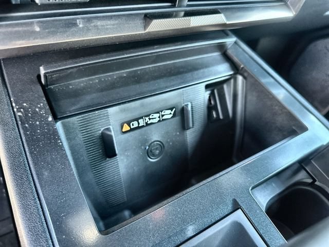 2025 GMC HUMMER EV 2X - Photo 37