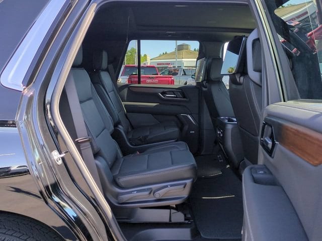 2026 GMC Yukon Denali - Photo 28