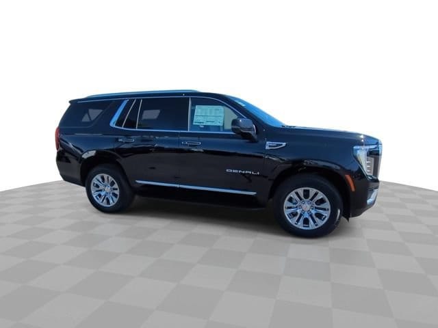 2026 GMC Yukon Denali - Photo 10