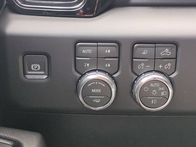 2026 GMC Sierra 2500HD AT4X - Photo 18
