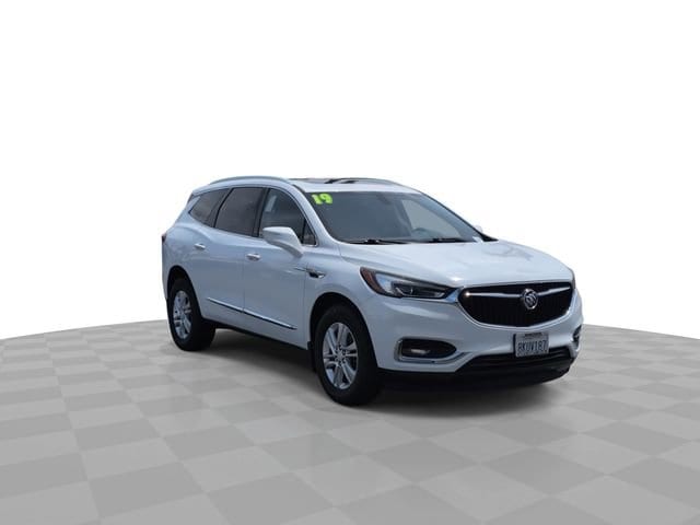 Used 2019 Buick Enclave Essence with VIN 5GAERBKW0KJ108187 for sale in Escondido, CA